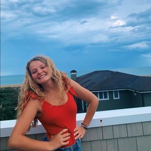 Meet your Posher, Abby